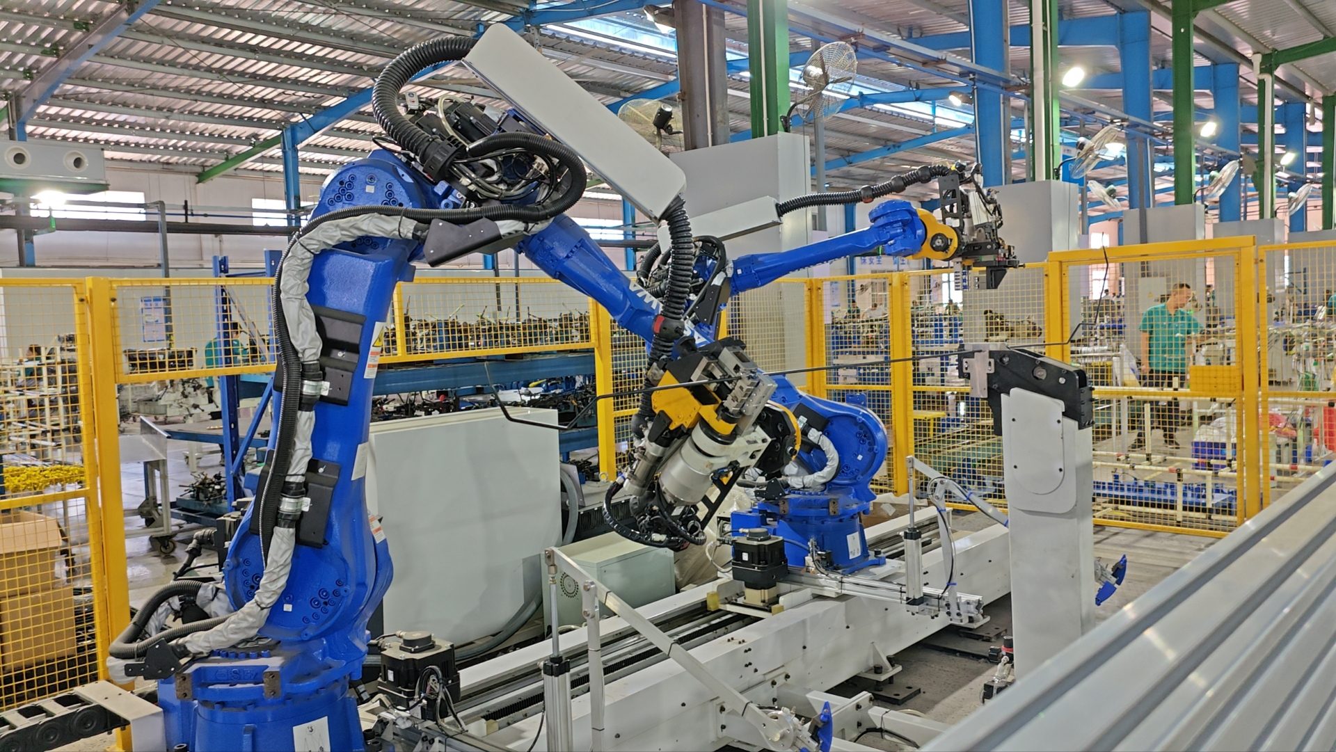 Dual Robot Pipe Bending Machine